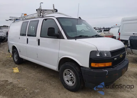 2019 Chevrolet Express 2500 Work Van из США, поврежденный, VIN 1GCWGAFP1K1298085